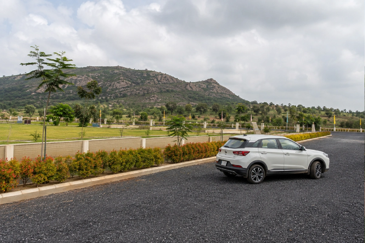 Plots vs Apartments in Bangalore